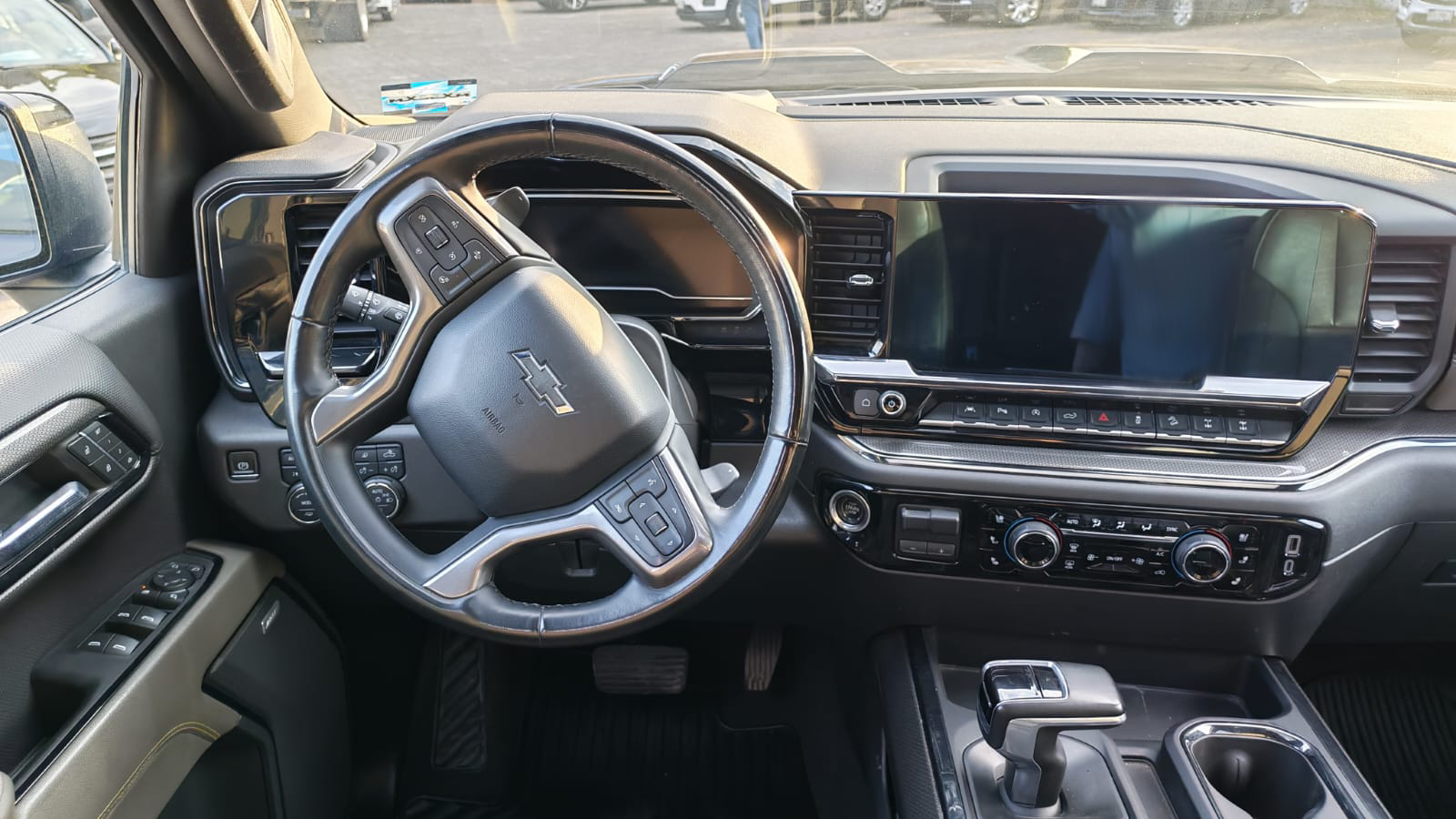 seminuevos-chevrolet-cheyenne-2023