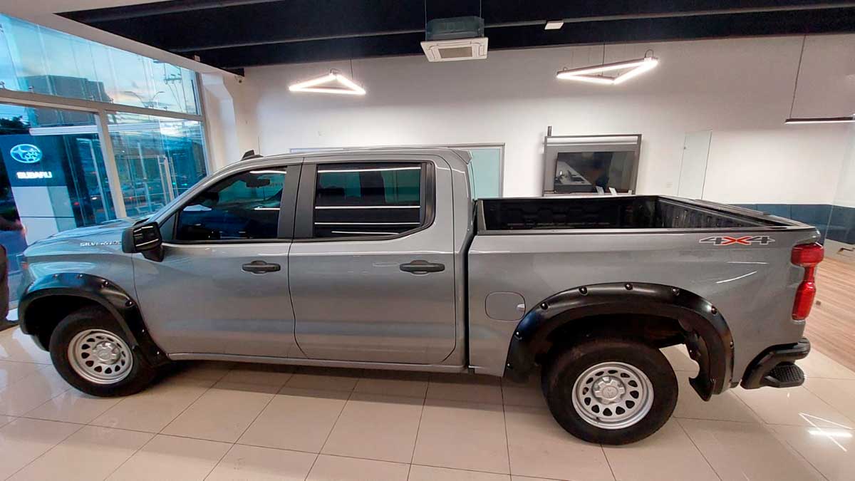 seminuevos-chevrolet-silverado-2023
