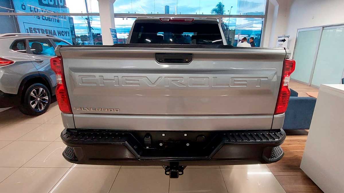 seminuevos-chevrolet-silverado-2023