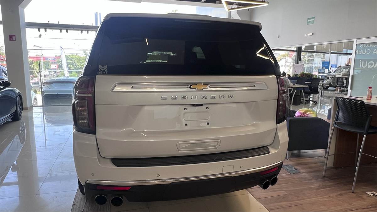 seminuevos-chevrolet-suburban-2021