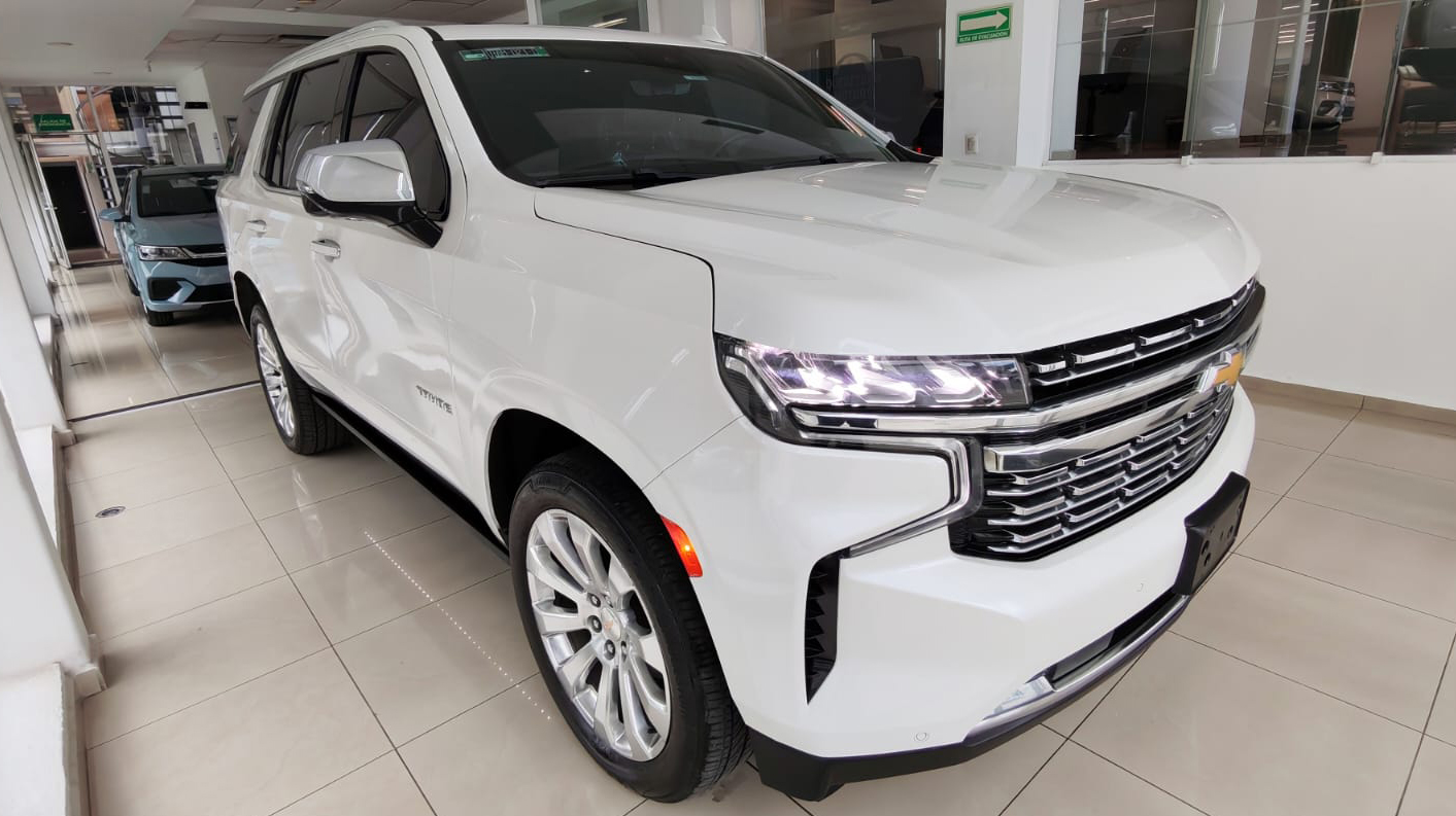 seminuevos-chevrolet-tahoe-2023