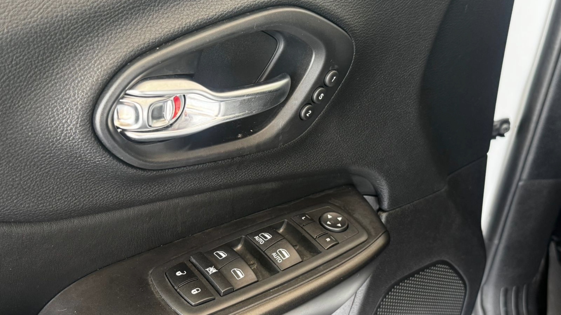 seminuevos-jeep-cherokee-2020