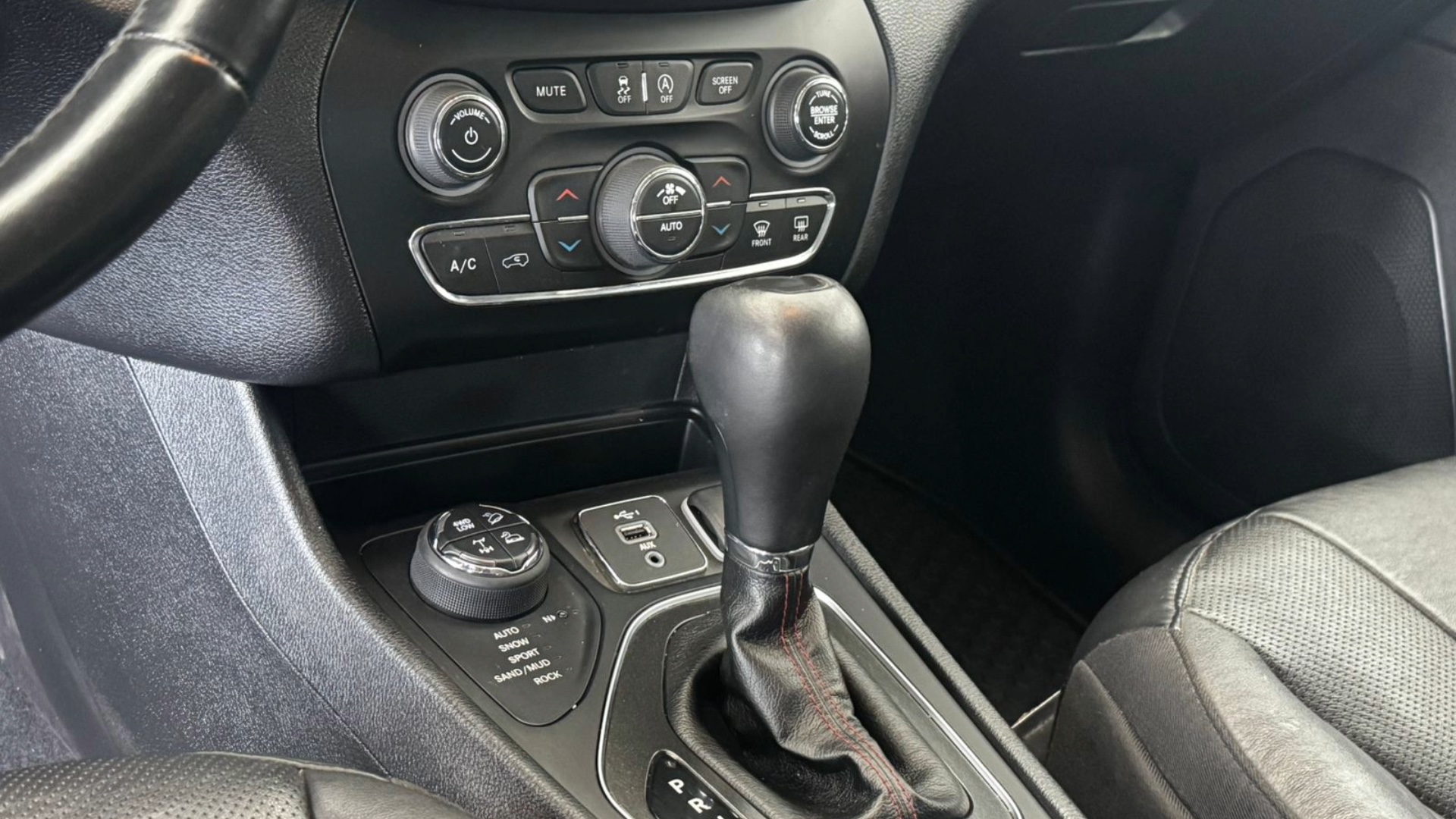 seminuevos-jeep-cherokee-2020