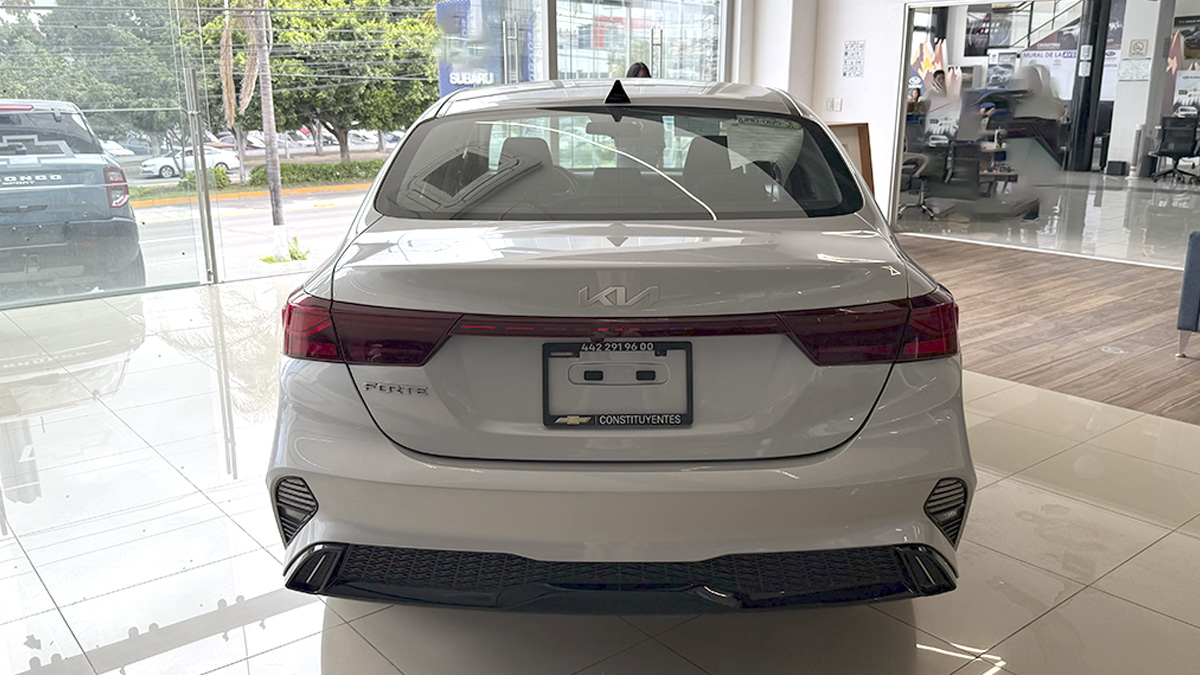 seminuevos-kia-forte-sedan-2024