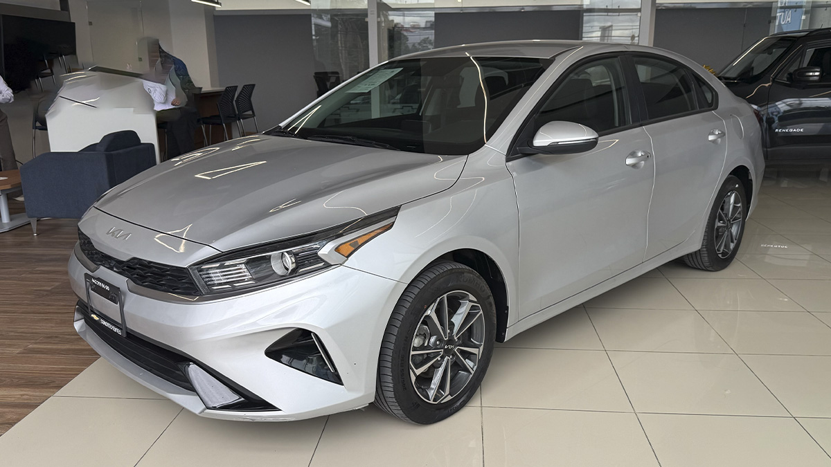 seminuevos-kia-forte-sedan-2024