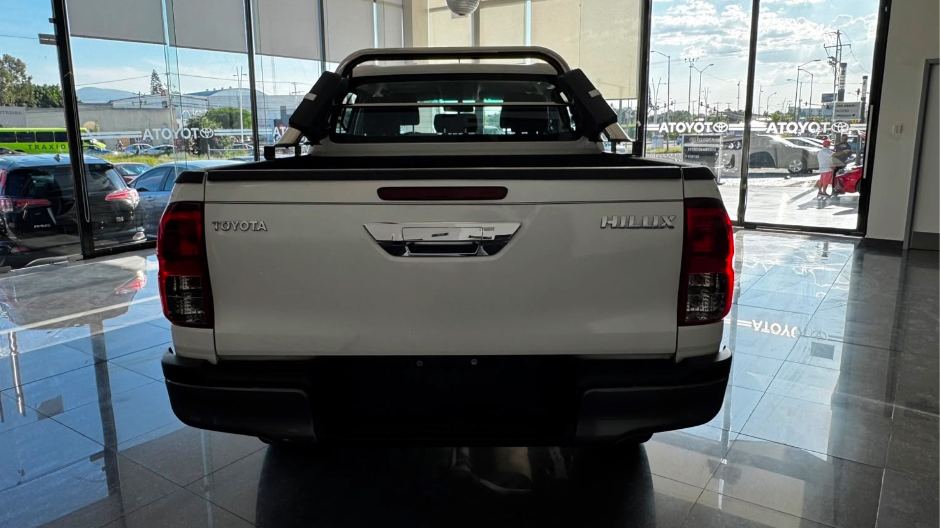 seminuevos-toyota-hilux-2022