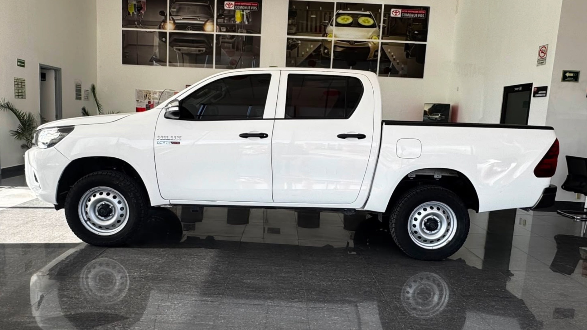 seminuevos-toyota-hilux-2025