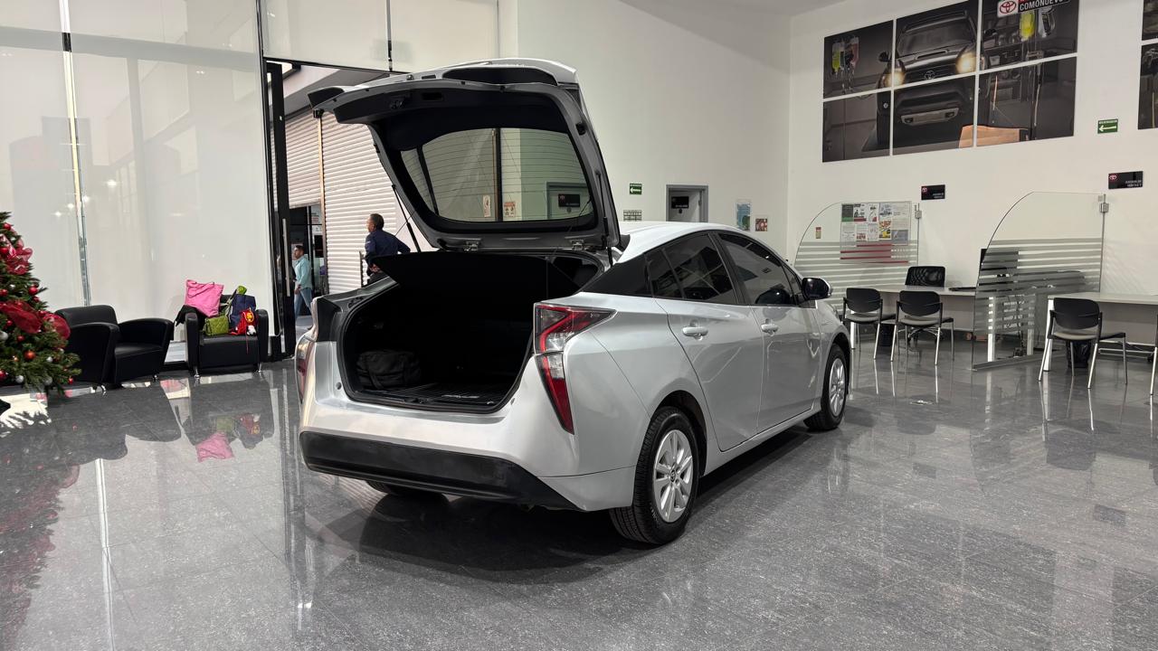 seminuevos-toyota-prius-2016