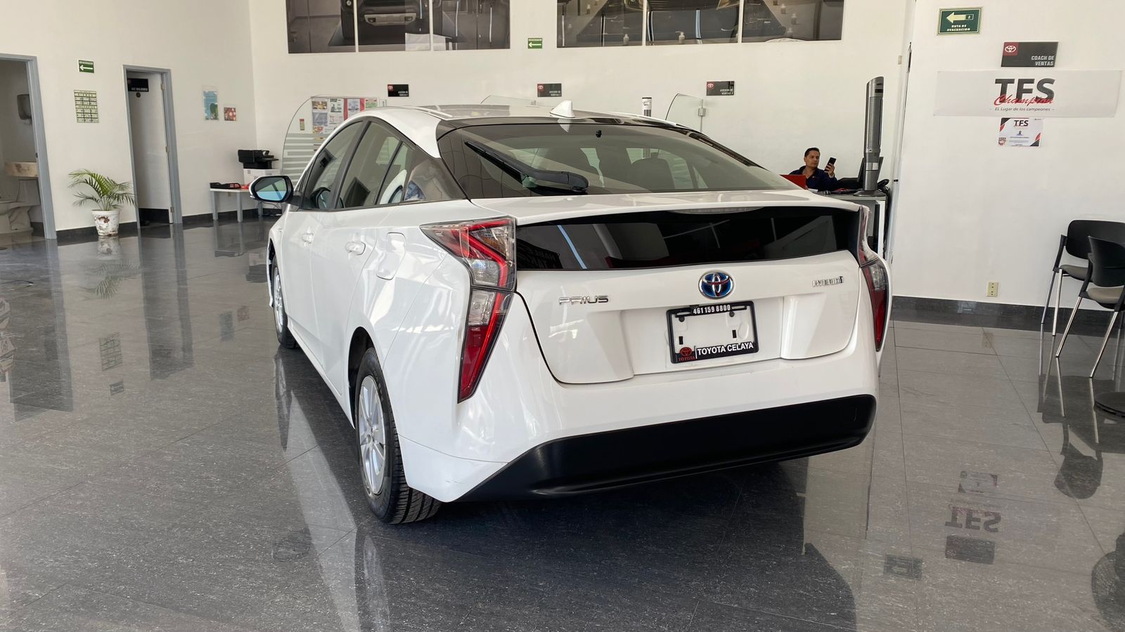 seminuevos-toyota-prius-2018