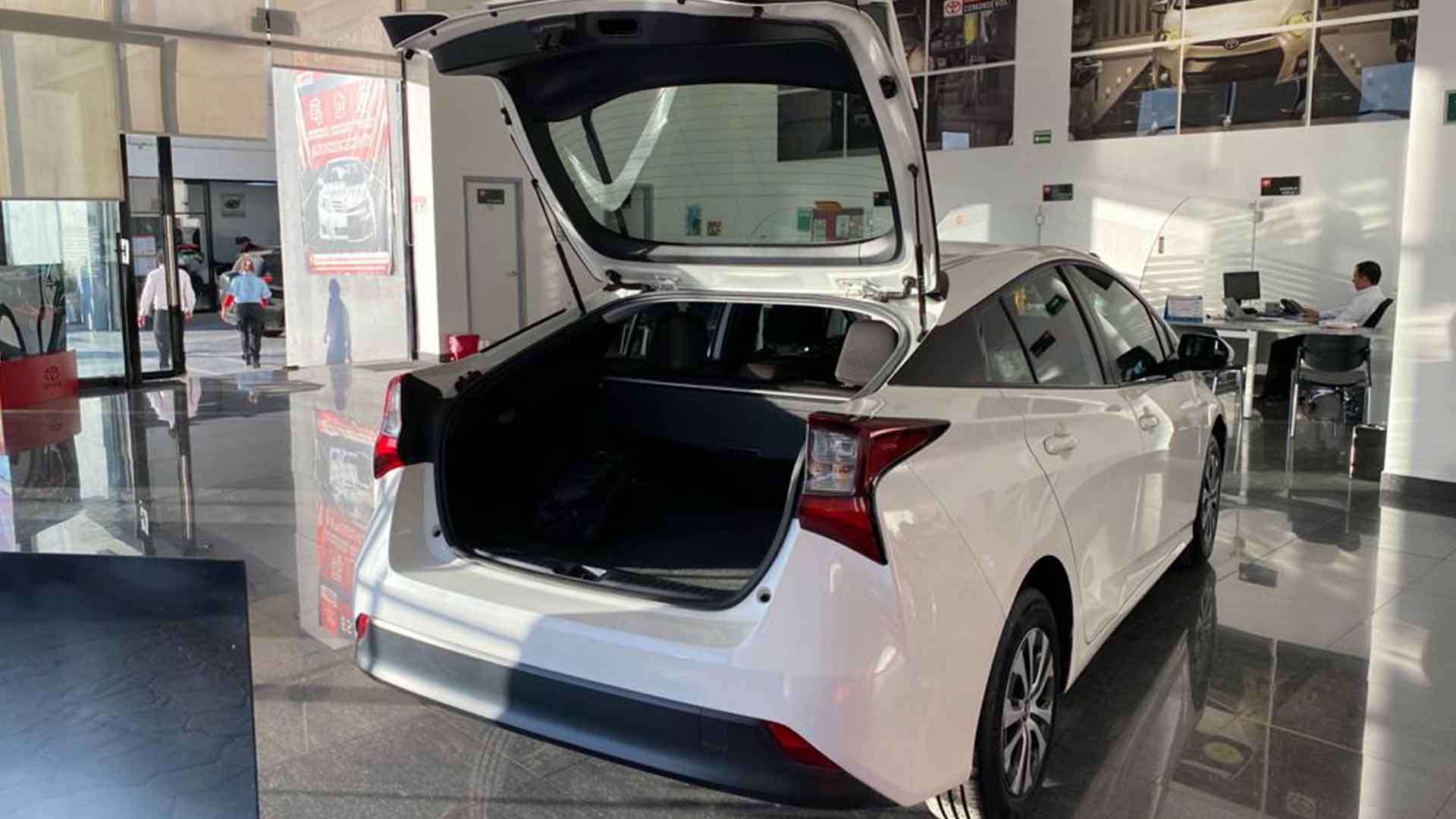 seminuevos-toyota-prius-2020