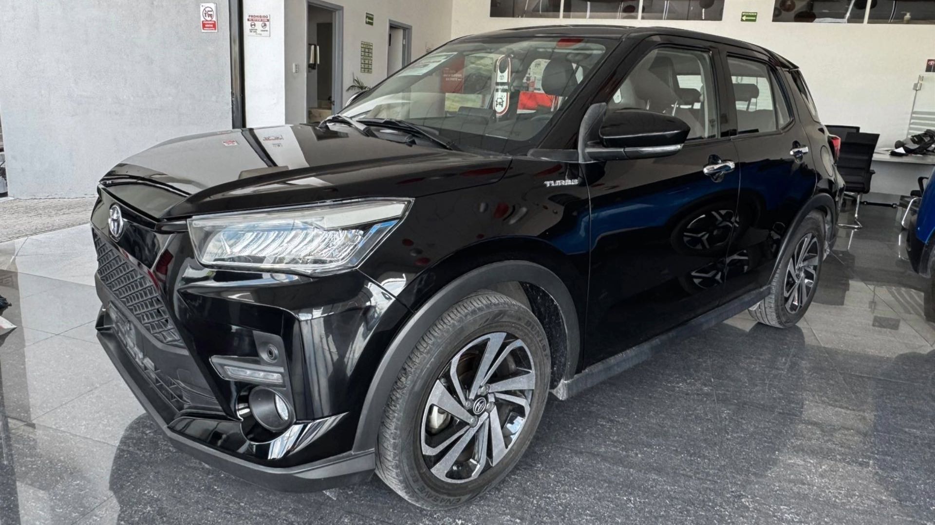 seminuevos-toyota-raize-2023