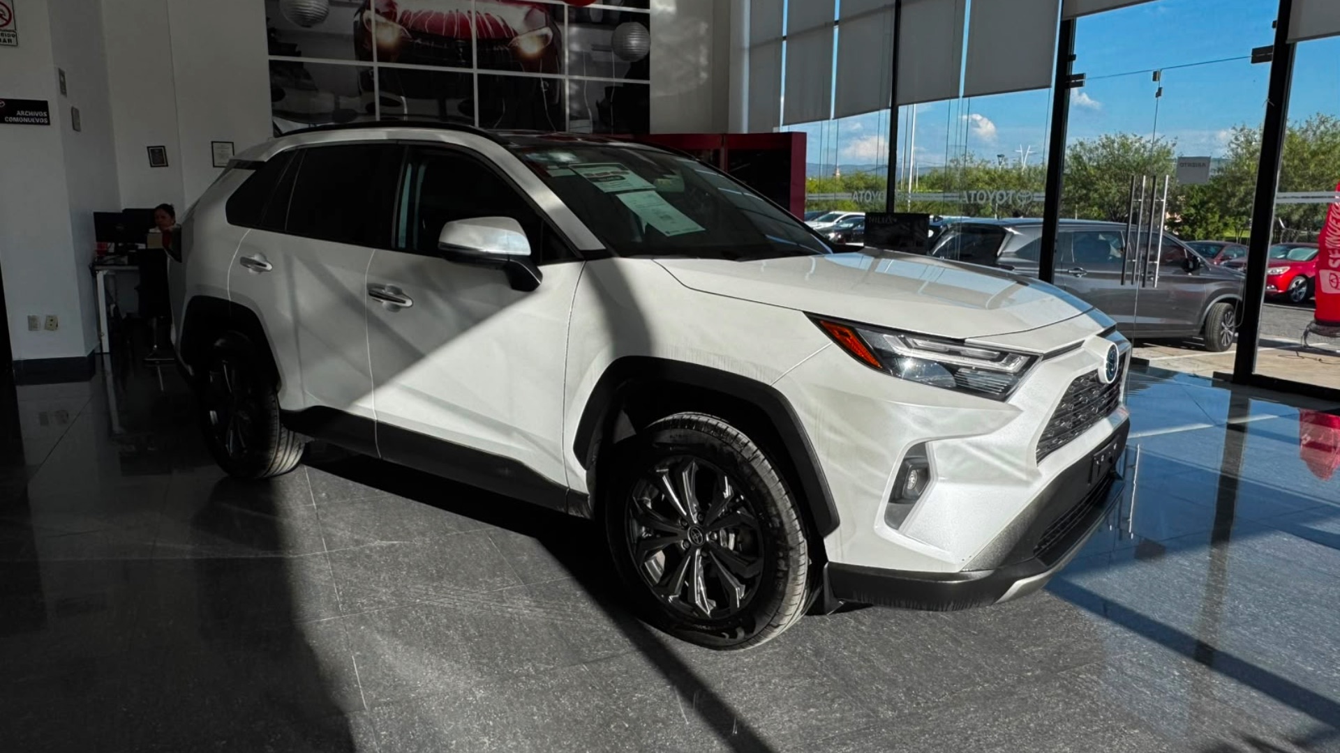 seminuevos-toyota-rav4-2023