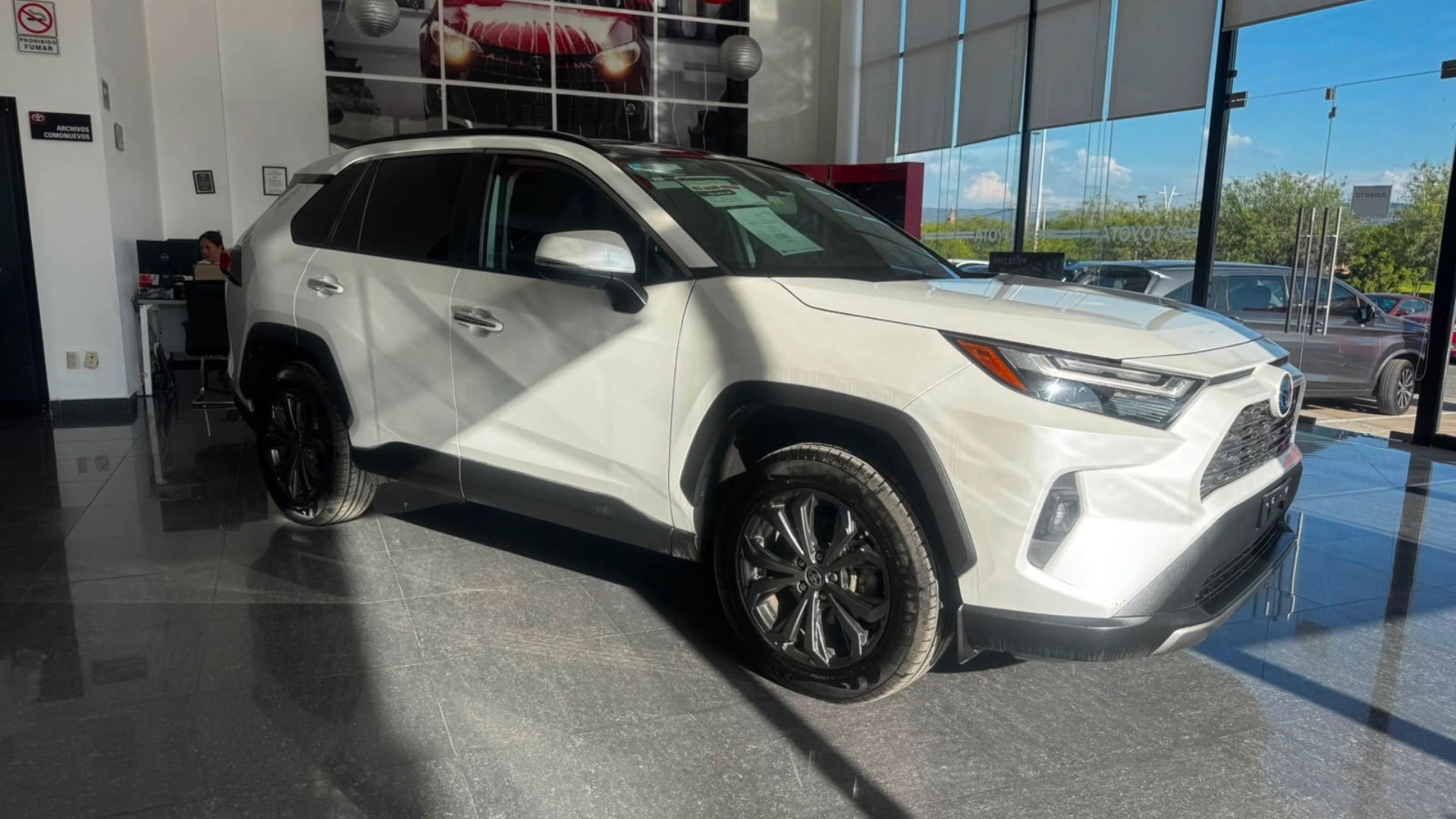 seminuevos-toyota-rav4-2023