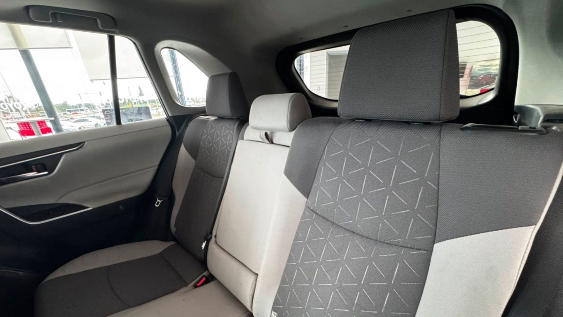 seminuevos-toyota-rav4-2024