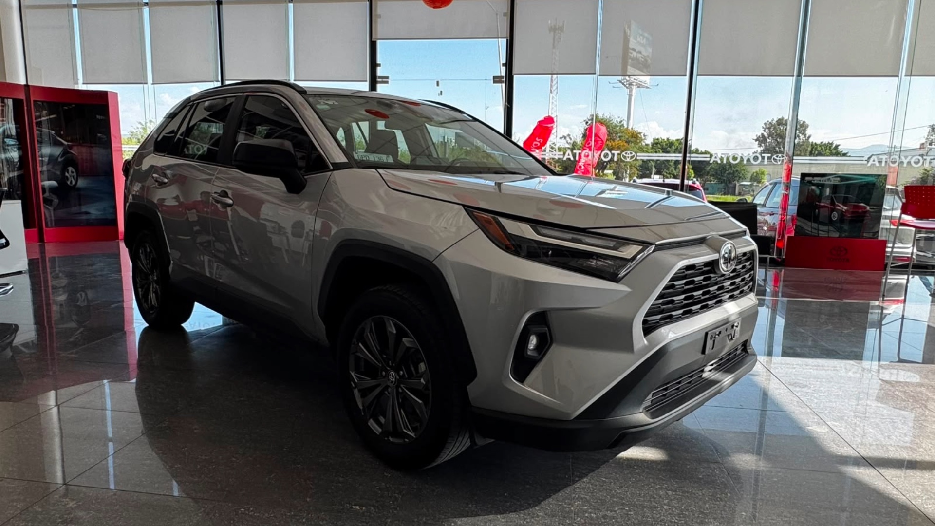 seminuevos-toyota-rav4-2024