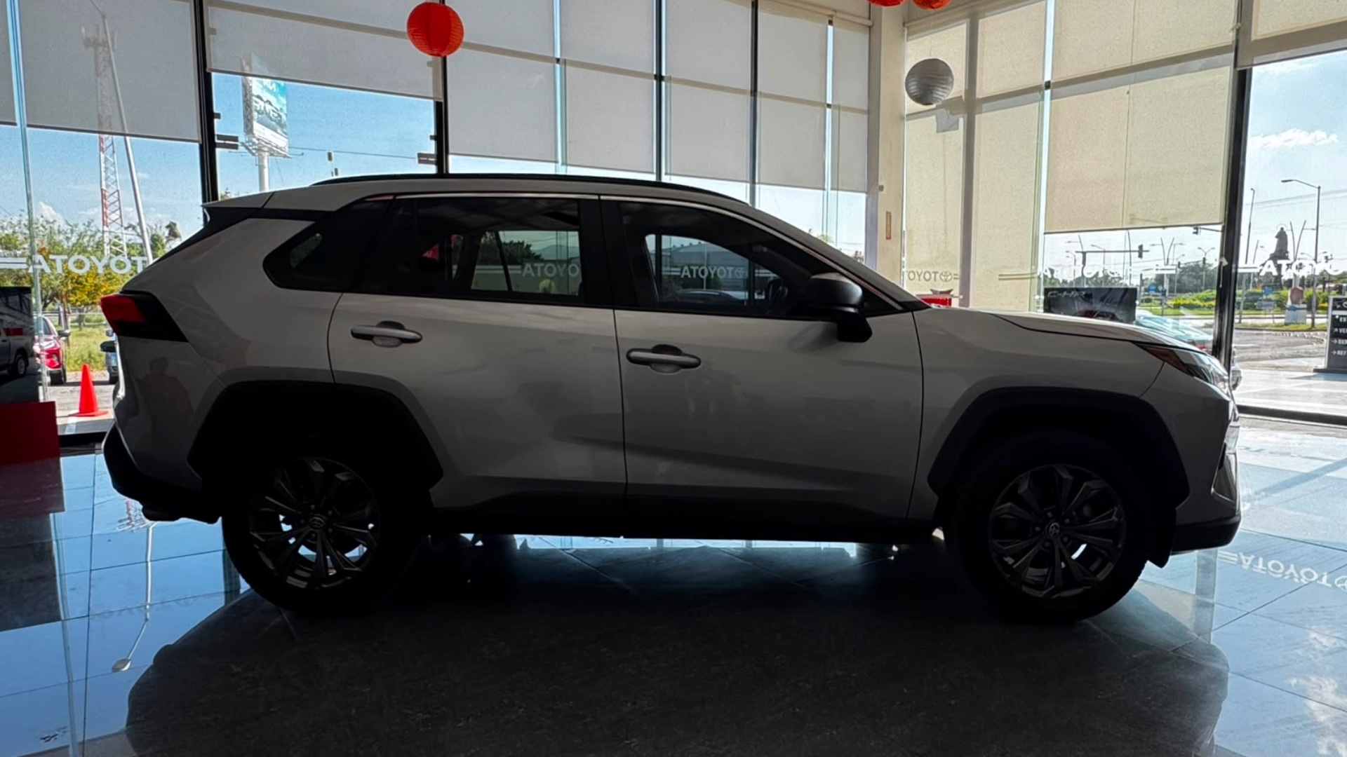 seminuevos-toyota-rav4-2024