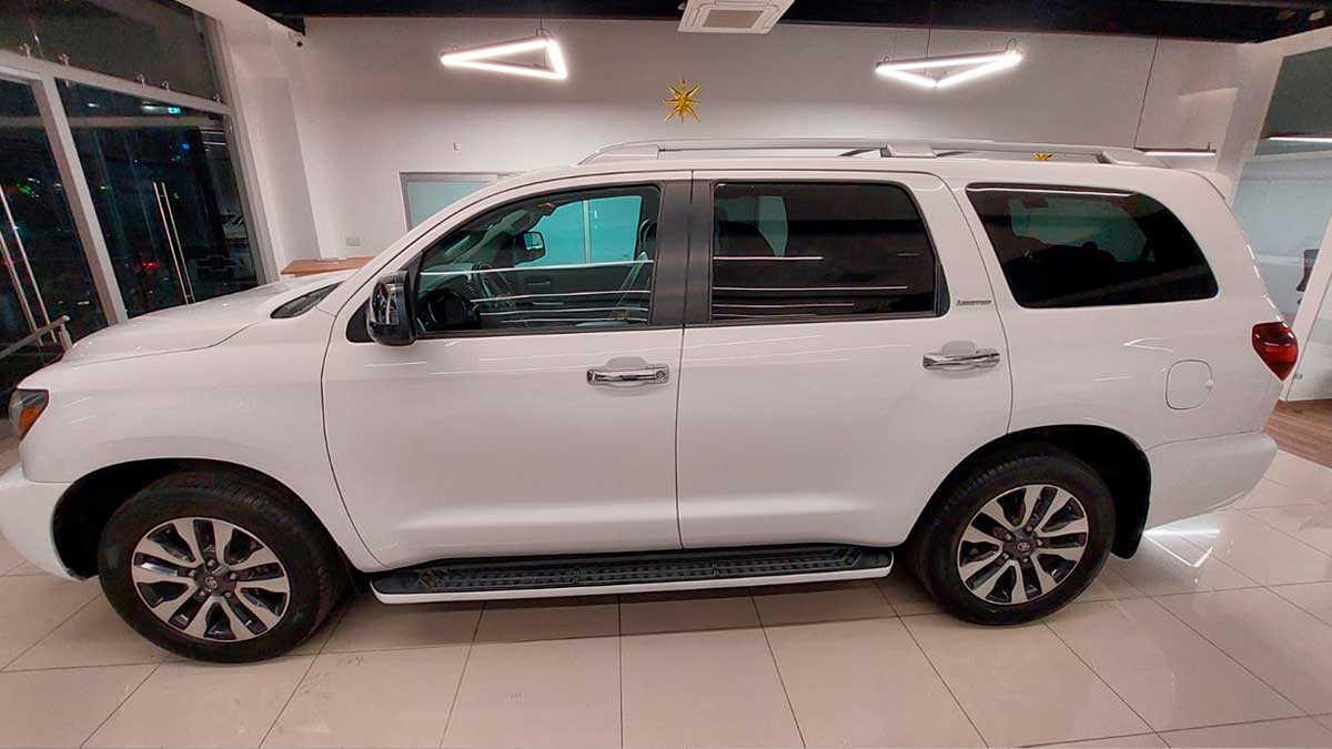 seminuevos-toyota-sequoia-2018