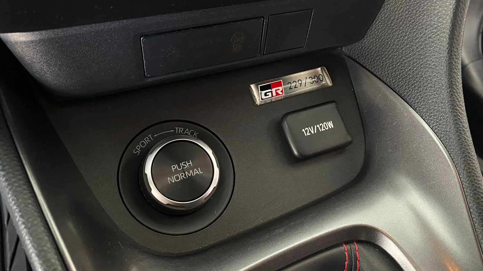 seminuevos-toyota-yaris-2022